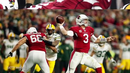 Clay Matthews Offers to Help Carson Palmer Up, Fakes Him Out