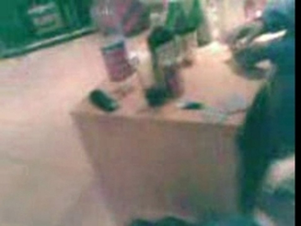 VID000