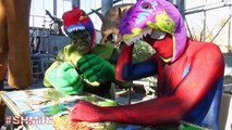 SPIDERMAN vs HULK T-Rex vs Spiderman Dinosaurs Jigsaw Battle - Superhero Fun in Real Life - SHMIRL