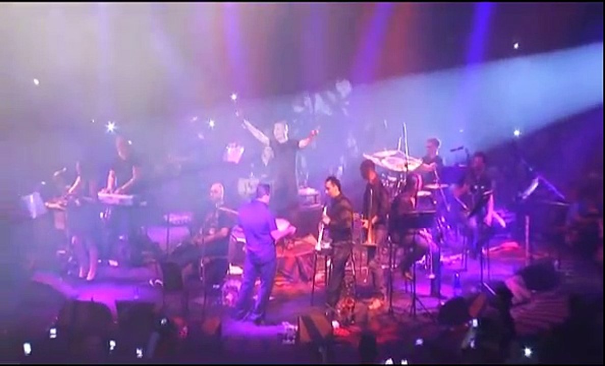 Omar homme - plein d'amour du spectacle - CANAL+