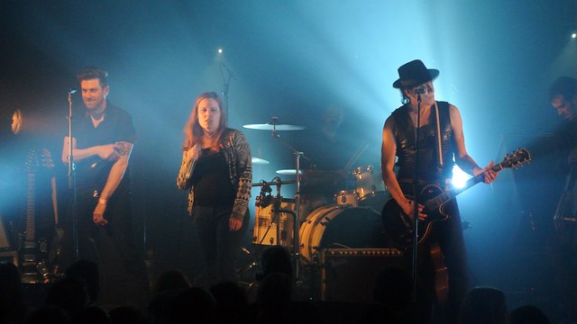Les Hurlements d'Léo et Melismell chantent Mano Solo : Au creux de ton bras