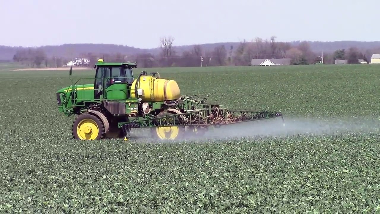 John Deere 4630 Sprayer
