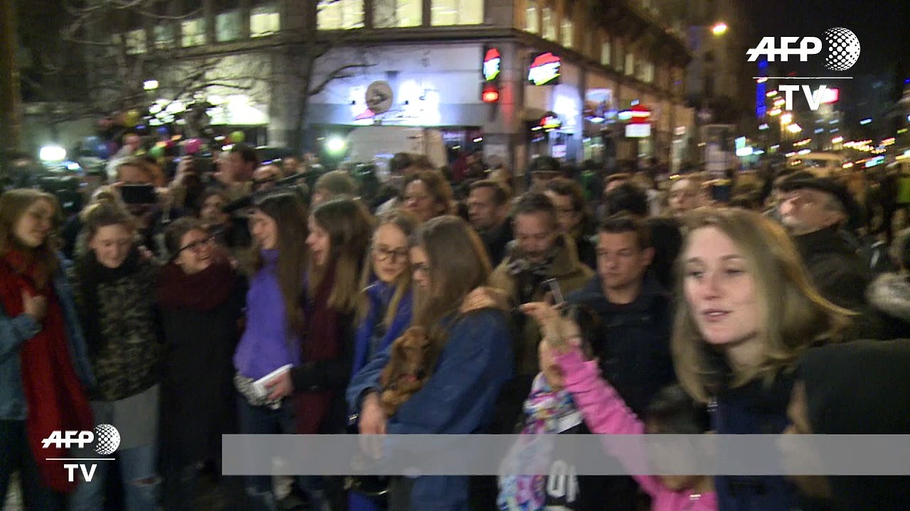 Brussels holds vigil for bomb attack victims