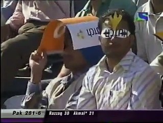 Kamran Akmal Maiden Test Ton - Match Saving Knock vs India 2005