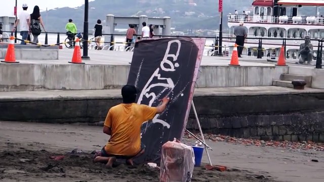 Интрига до последнего штриха