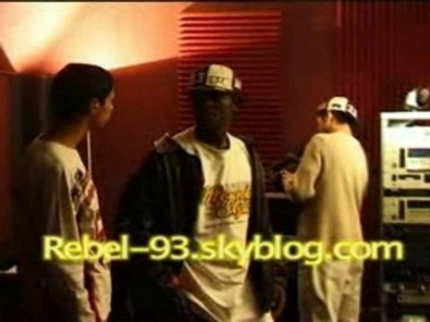 Booba LIno jock sozo izi en mode studio pour le son CODE NOI