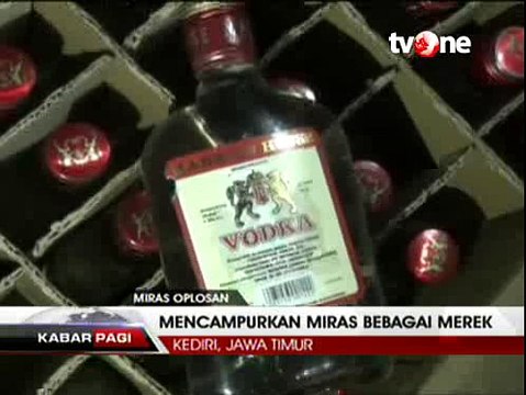 Polisi Gerebek Pabrik Miras Oplosan