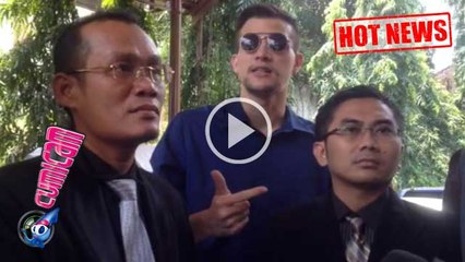 Tidak Terima Putusan Cerai, Stuart Naik Banding - Cumicam 24 Maret 2016