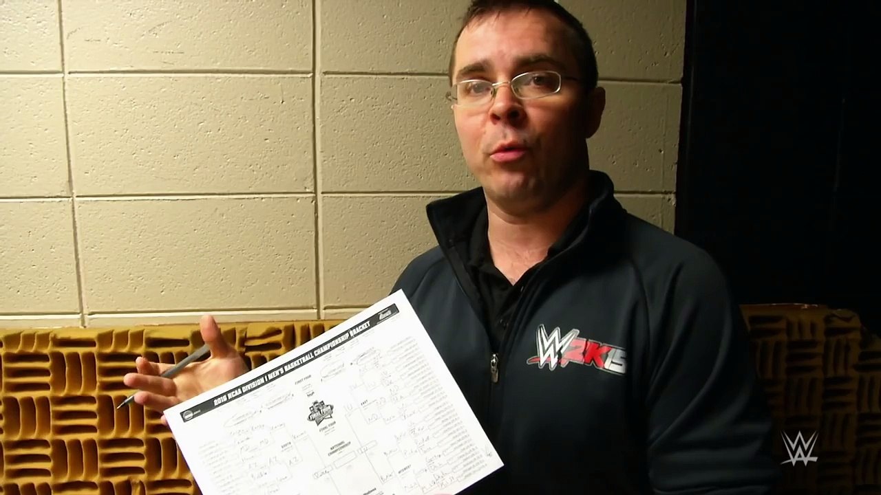 Referee Dan Engler fills out his bracket for March Madness with ESPNs Tournament Challenge