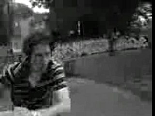 un fou avc des roller