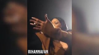 Rihanna lets fan sing 'FourFiveSeconds' and is blown away!