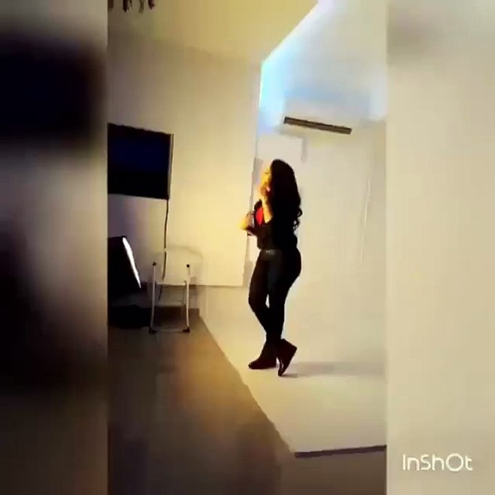 الفنانة شيماء سبت