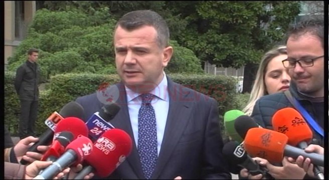 Berisha: Ruçi dërgoi Koçon në Kushtetuese. Balla: S’mund të vazhdohet më me një PD me dy koka