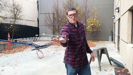 Des étudiants créent un robot moustique géant qui vole grimpe et marche ! SCAMP