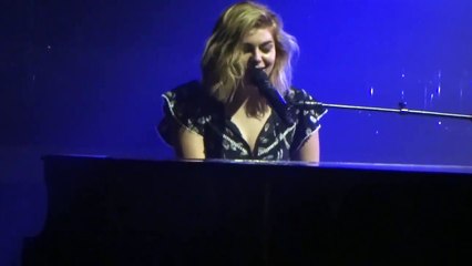 [HD] Louane -"Maman" CONCERT  Dijon (23/03/16)