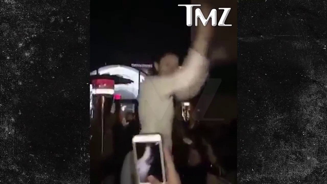 Selena Gomez Table Dancing To Rihanna's 'Work'