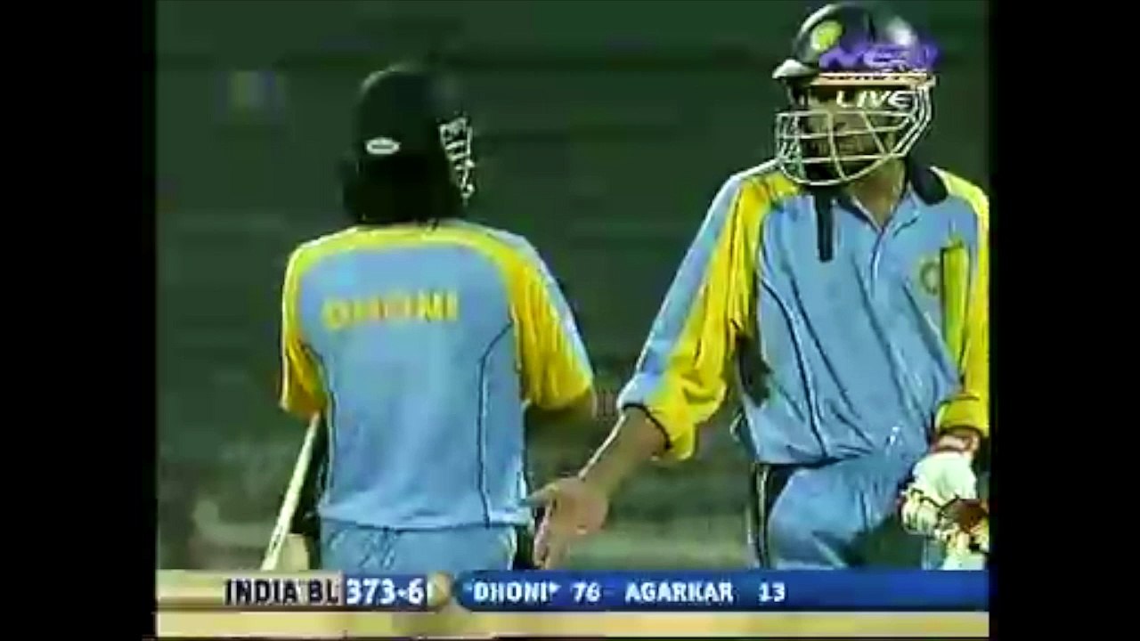 Broken cricket bat and flying cricket bats | fun to watch