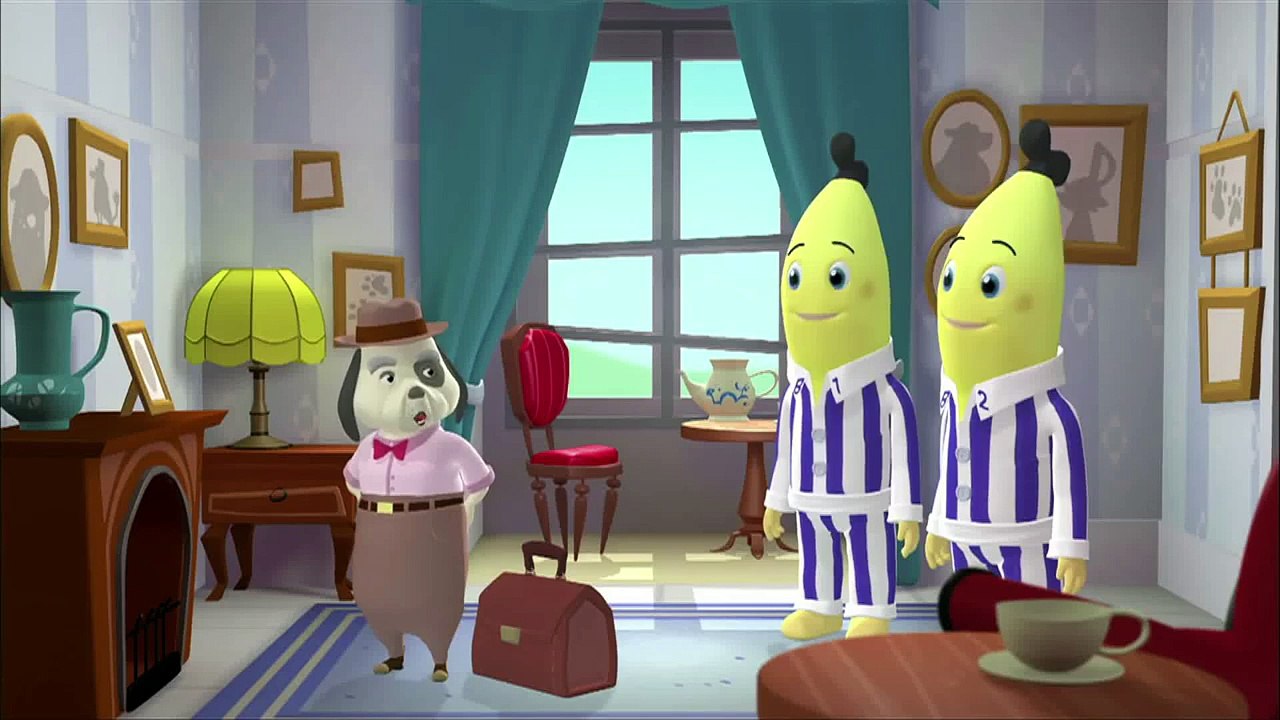 The Bananas try to teach Bernard how to dance