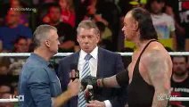 The Undertaker Chock Slams Shane McMahon on WWE Raw