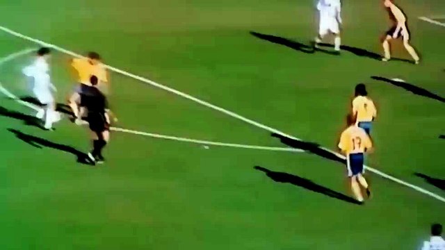 9. Massimiliano Allegri, Pescara-Fermana Calcio (99-00)
