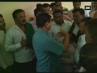 Hubli farmers protest against MP over Kalassa Bandura water project