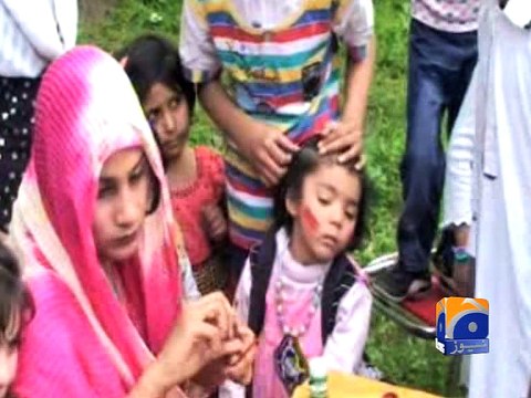 Hindu community celebrates Holi -24 March 2016