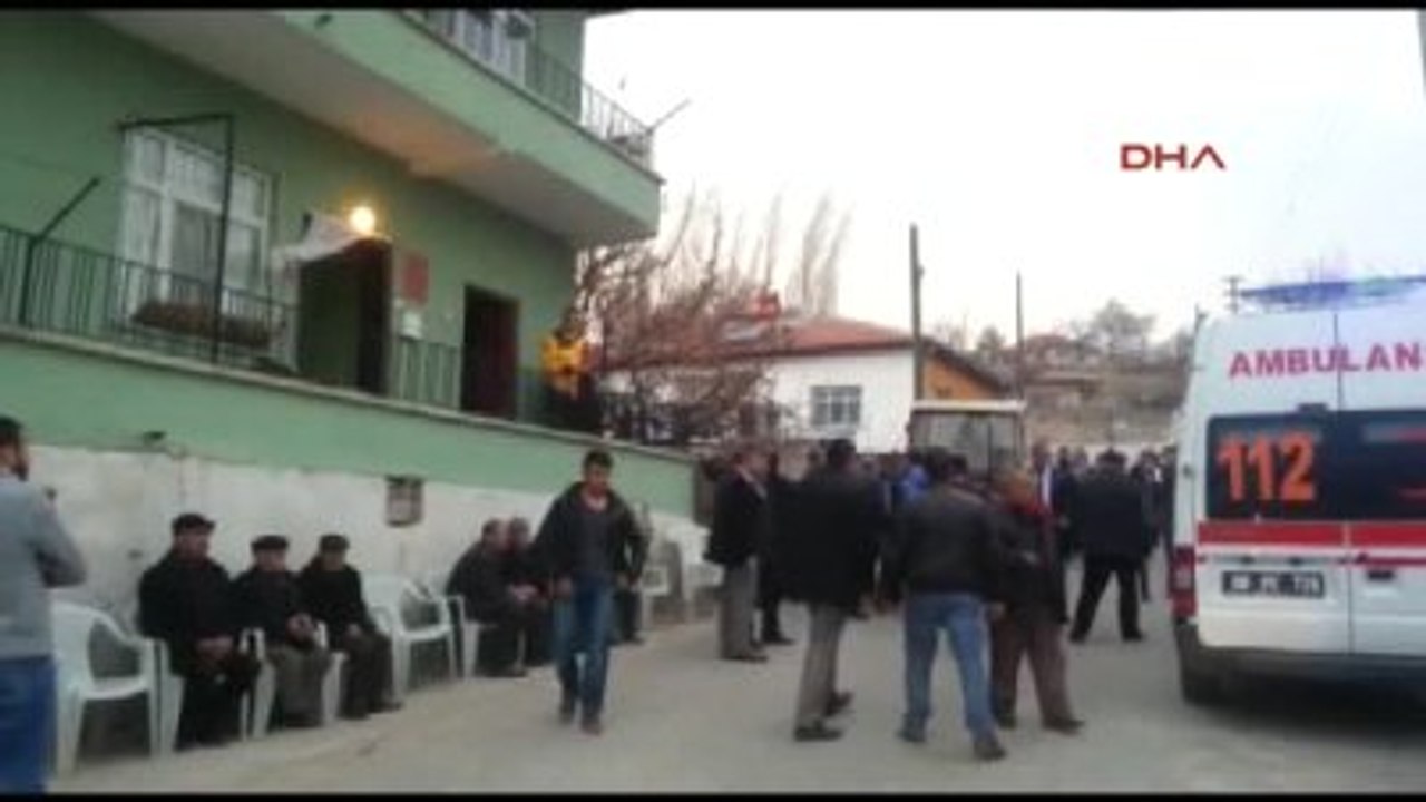 Yozgatlı Şehidin Baba Evine Ateş Düştü