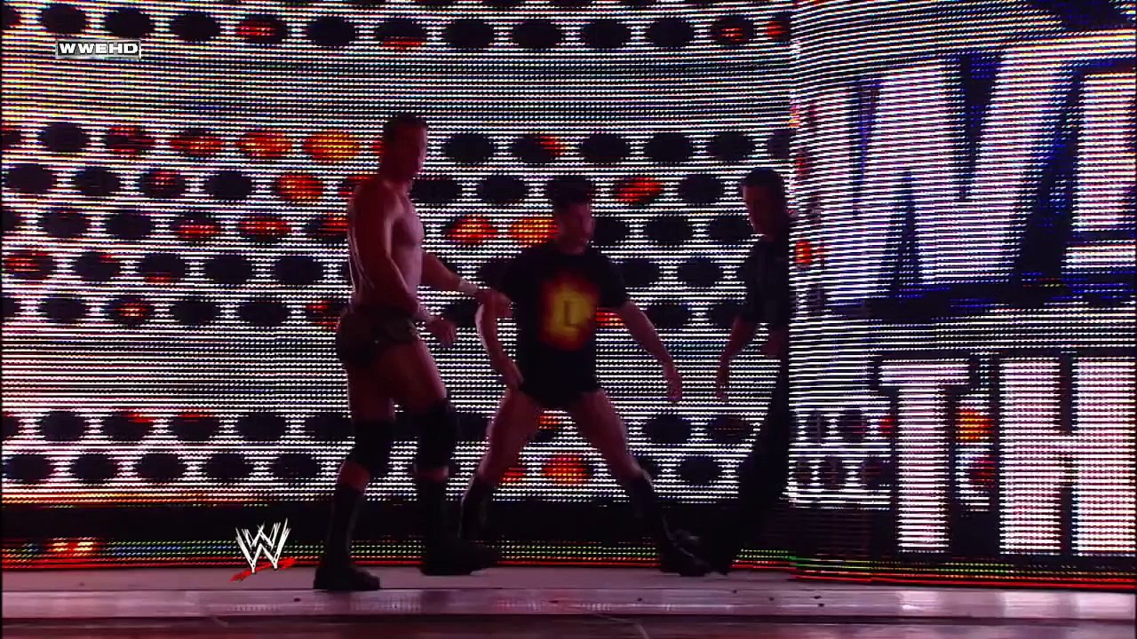 Triple H and the McMahons attack Legacy- Raw, March 30, 2009