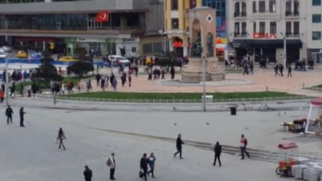 Taksim Meydanı'nda Şüpheli Valiz
