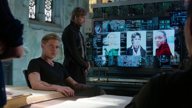 Shadowhunters 1x12 Sneak Peek _Malec