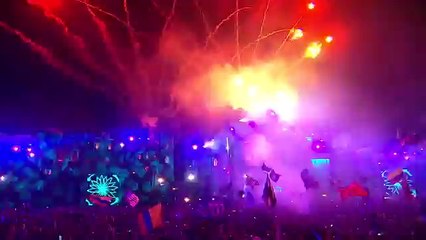 TomorrowWorld 2014: Martin Garrix's Epic Set 🎶