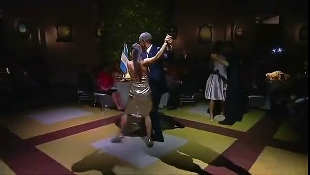 US President Obama Dances Tango in Argentina, Exclusive Video
