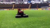 Trabajos en la cancha del Atahualpa previo al duelo de Ecuador