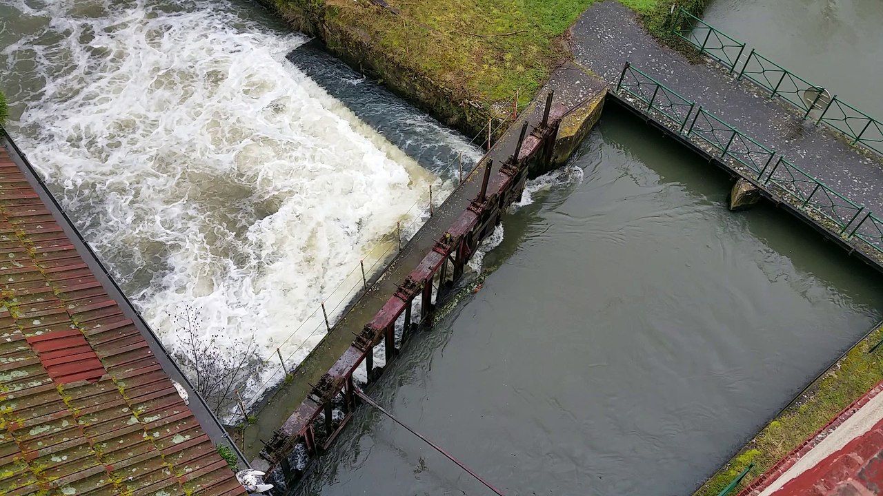 Le Bassin et l'Ecluse