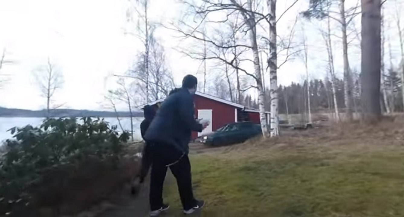 Jeter des oeufs sur la voiture de son pote n'est pas une bonne idée