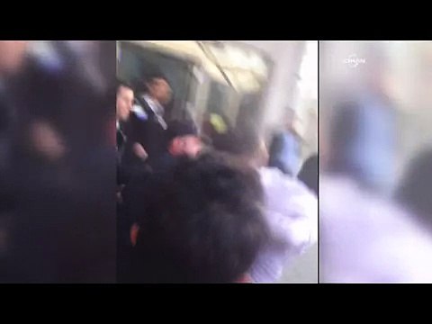 Polis, hastaneyi birbirine katan alkollü şahsa biber gazıyla gözaltına aldı