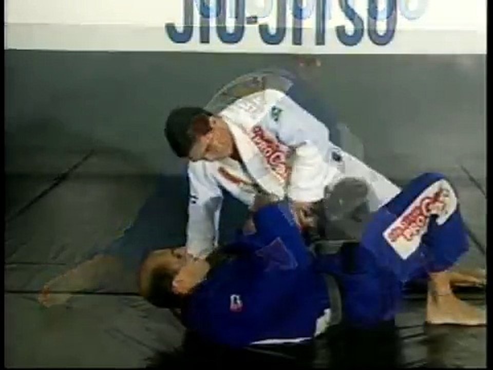 Roberto Correa (Gordo) - Jiu Jitsu Half Guard vol 1 full 28