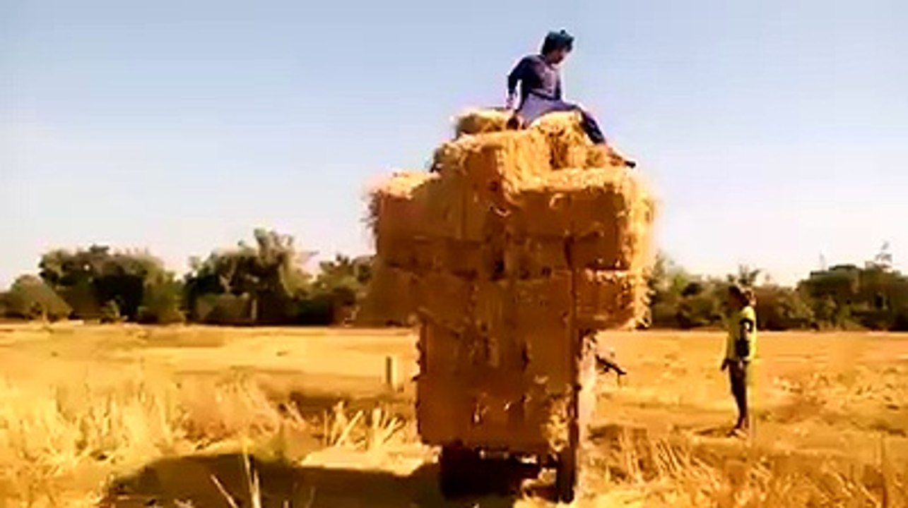 هزة أرضية  men dak chi lkharj