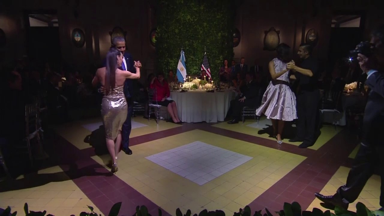 En visite en Argentine, Obama danse le tango à Buenos Aires