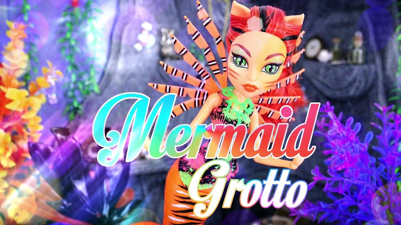 How to Make a Doll Room in a Box: Mermaid Grotto