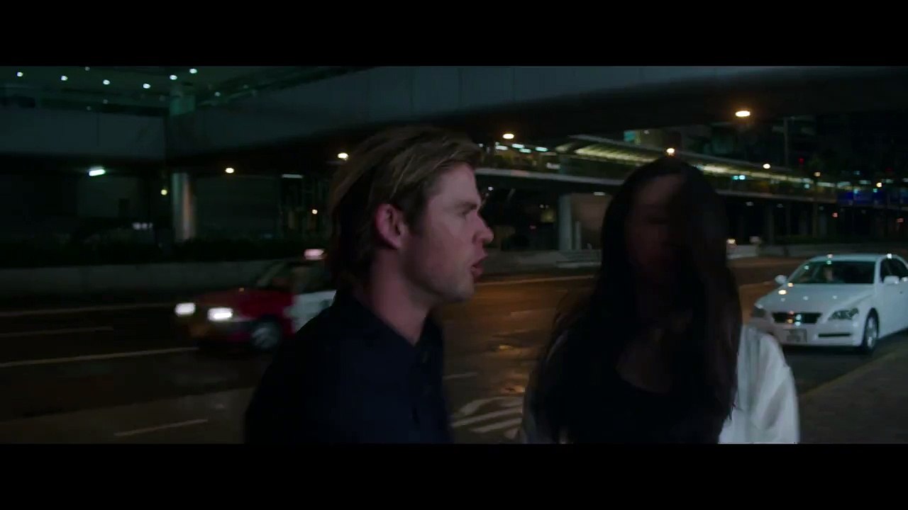 Hacker / Extrait 2 Je suis un Fugitif VF [Au cinéma le 18 mars]