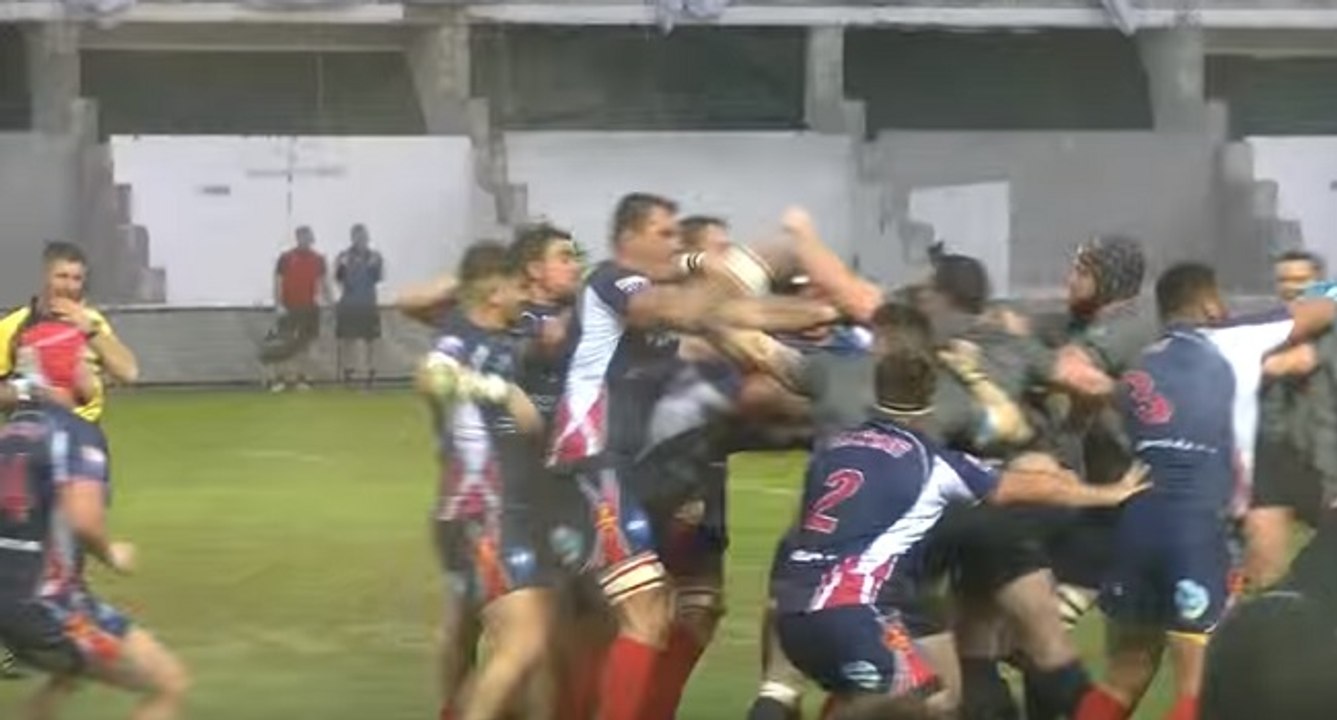 Rugby : bagarre générale entre la Marine nationale et la Royal Navy