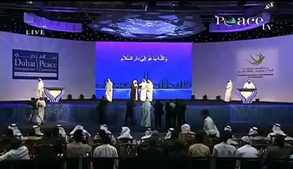 islam mokhrij filam al mosi2 li arasol yastaslim ja2iza min 3nd chaykh sodays