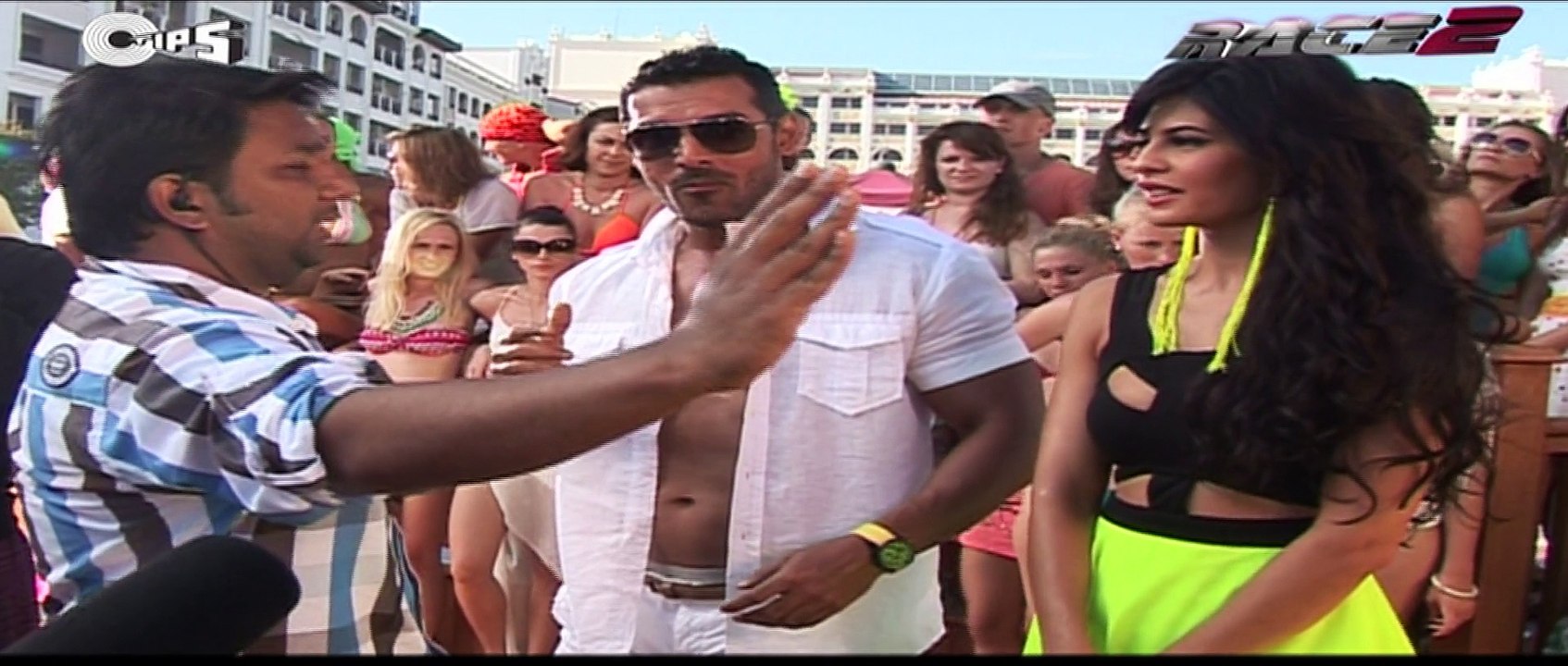 Jacqueline becomes Bakra - Race 2 Behind the Scenes