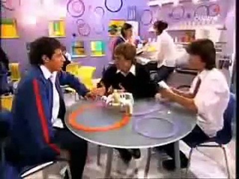 Tomás y su admiradora secreta (Rebelde way/Rebelde/Corazón rebelde/Rebelde way Portugal)