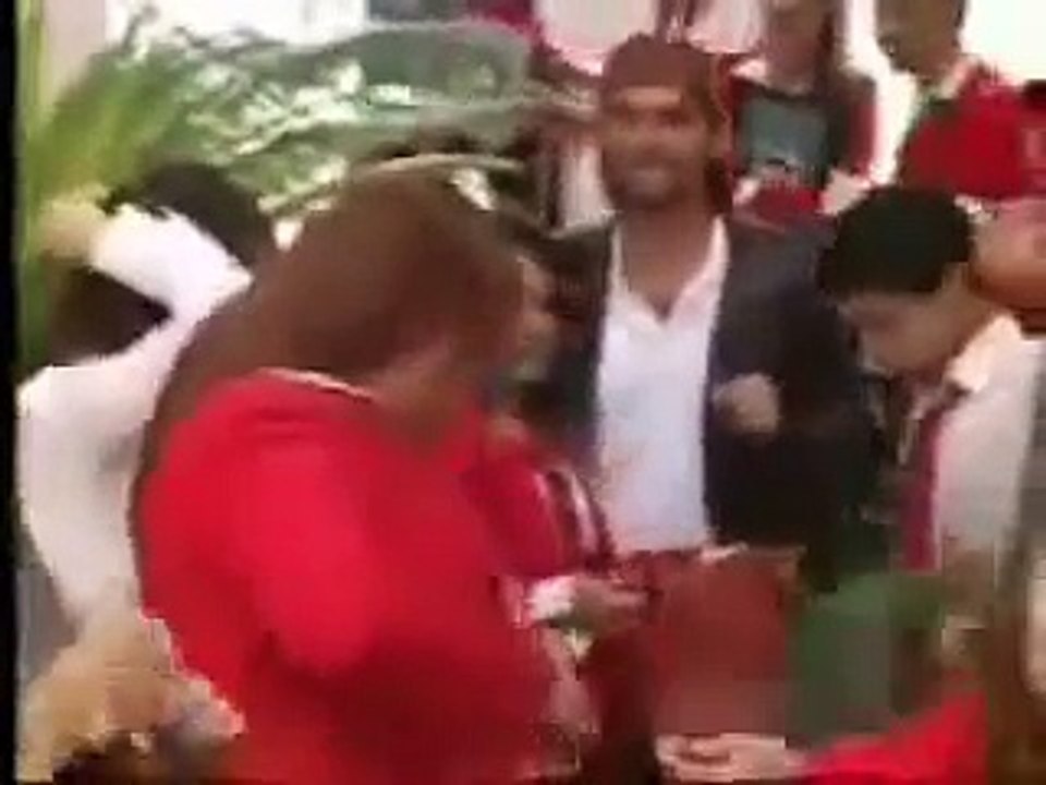 Clase de etica Ejercicio para conocerse Rebelde way/Rebelde/Corazon rebelde/Rebelde way (P