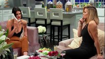 Kocktails With Khloe S01E01 Video