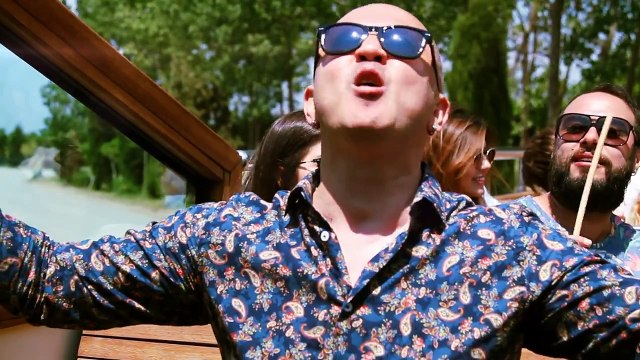 Cenk Bosnalı - Yüreğim Ellerinde