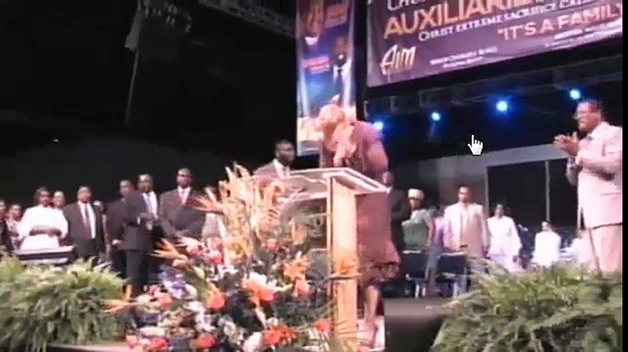 Dorinda Clark Cole Preaches COGIC AIM 2015