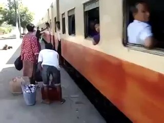 whatsapp video funny train catching whatsapp funny videos 2016, funny videos, funny videos